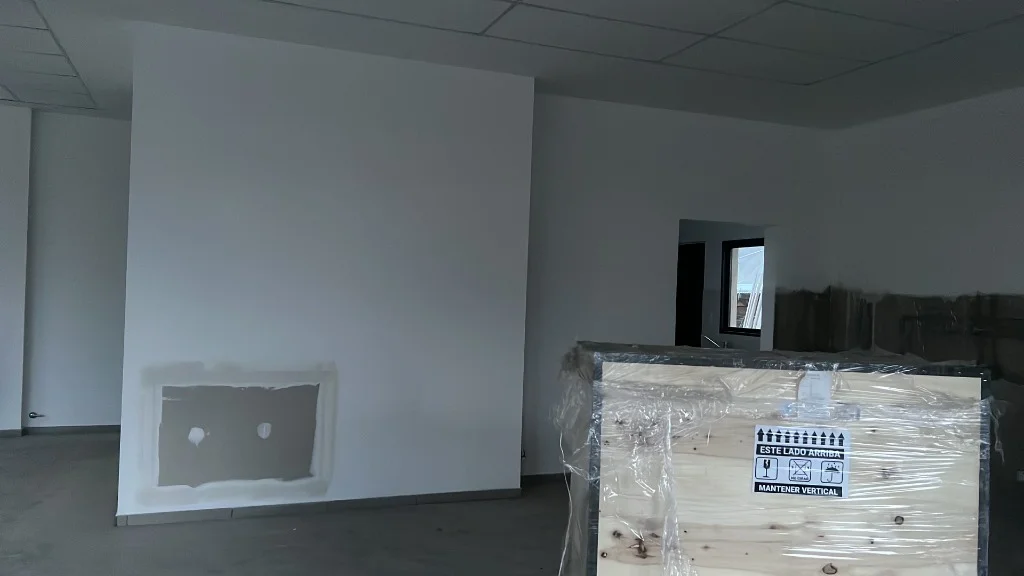 Proceso 1: Estado inicial del local Arbo Café antes del inicio de obra, por Surface Construcciones