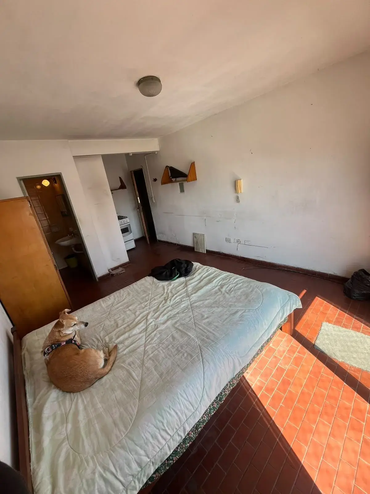 Surface Construcciones — Flipping de monoambiente, estado previo del monoambiente antes de la reforma