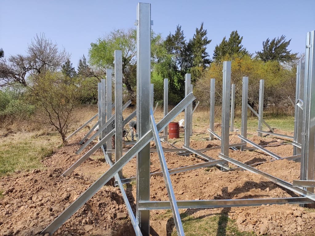 Surface Construcciones — Skate House (Trevelin, Patagonia), estado previo del terreno antes de la obra